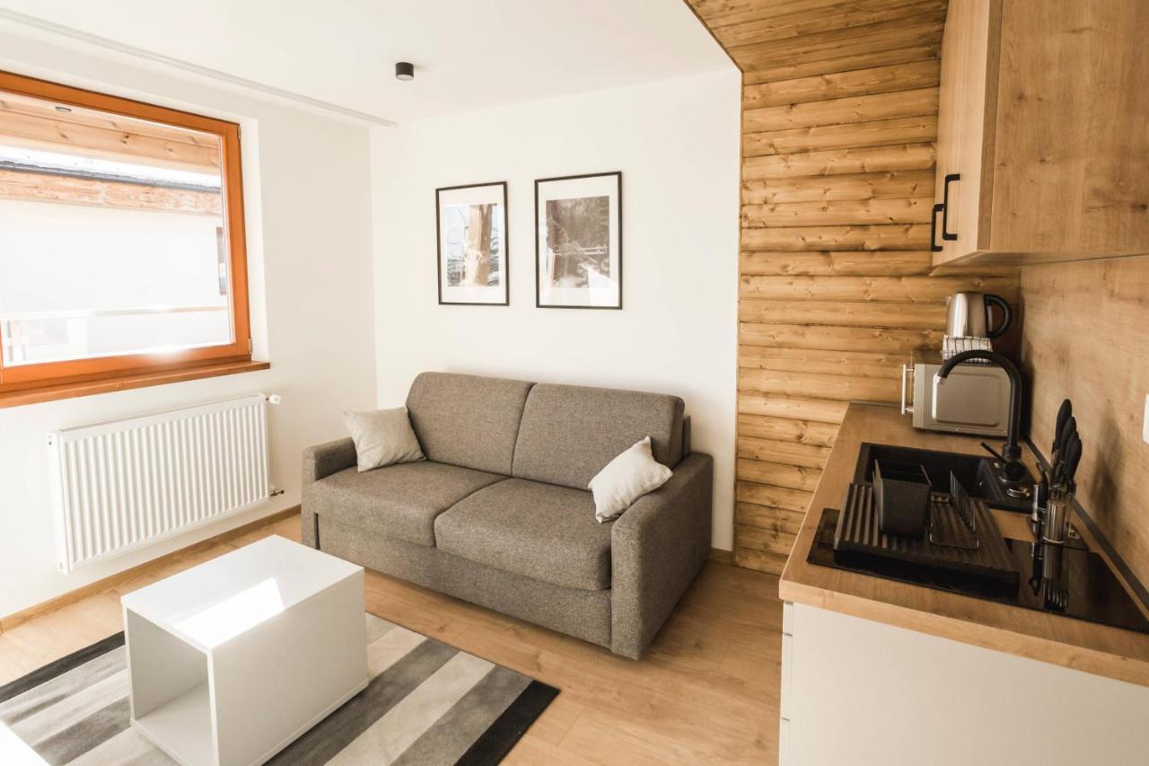 Arietes Marmont Apartmany Štrbské Pleso Exteriör bild