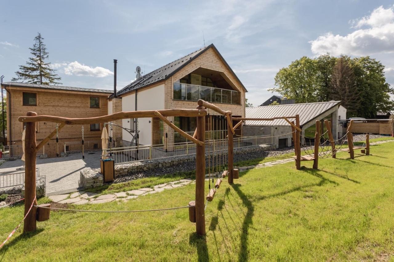 Arietes Marmont Apartmany Štrbské Pleso Exteriör bild